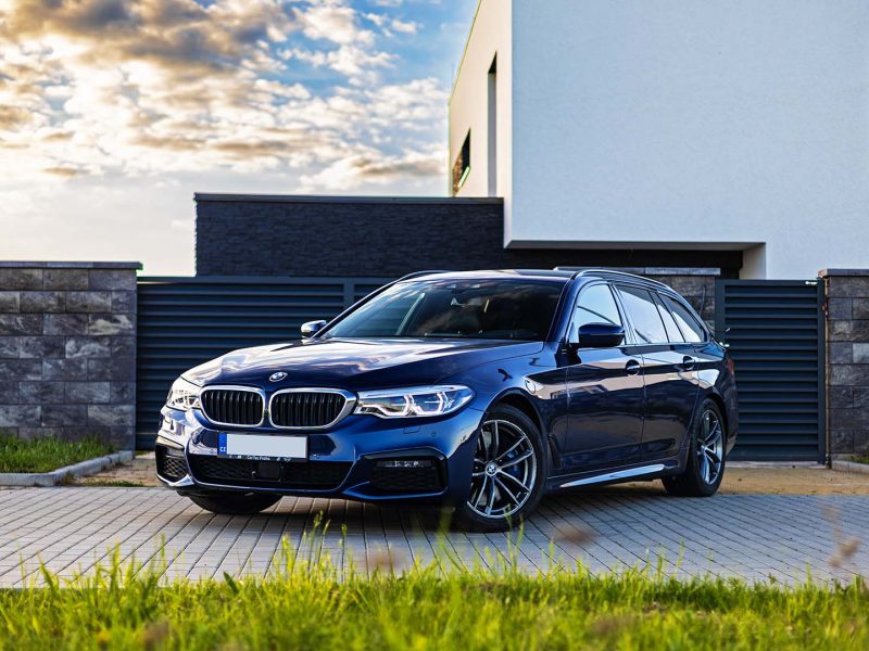 BMW 540i