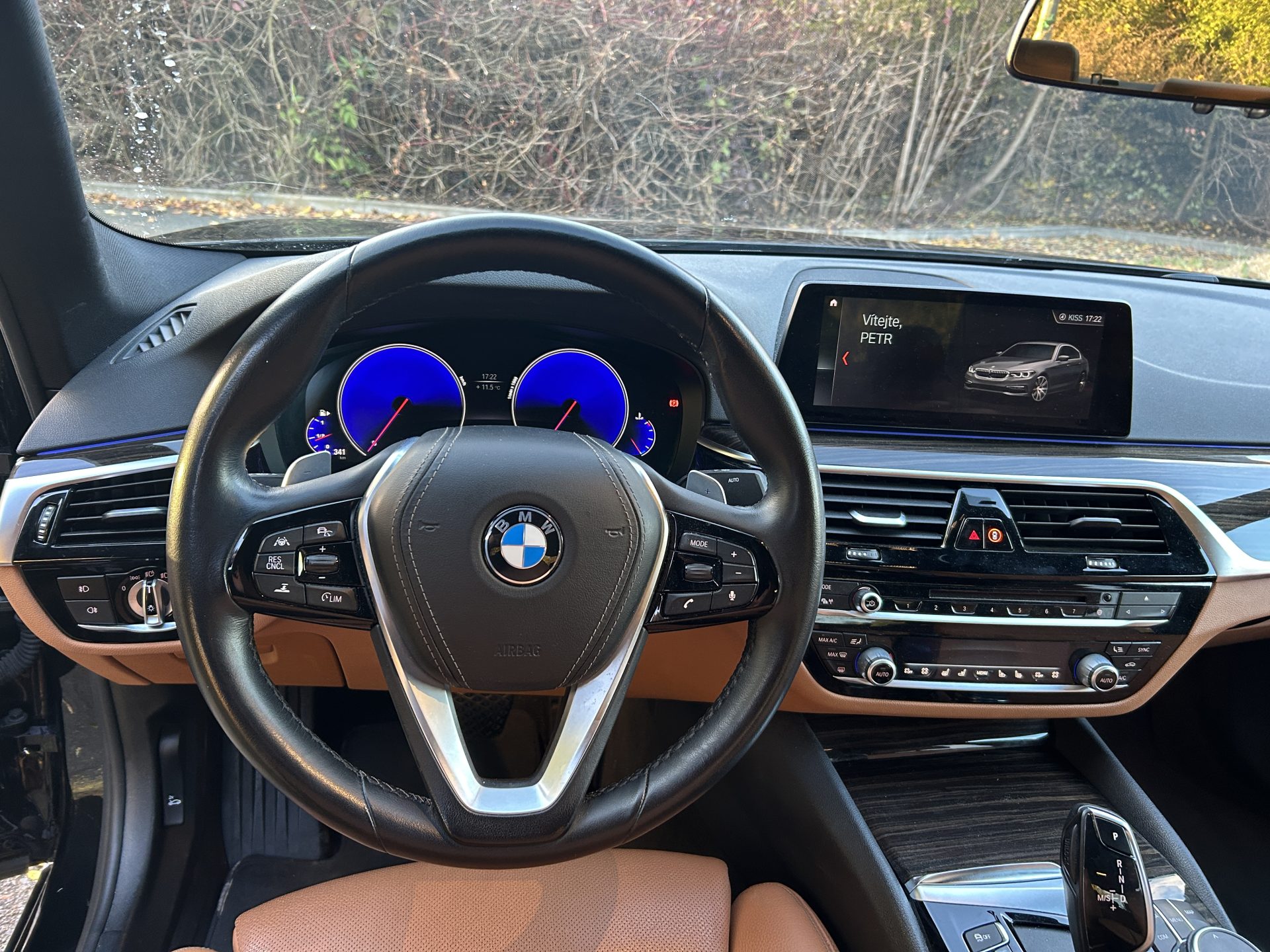BMW G30 540i